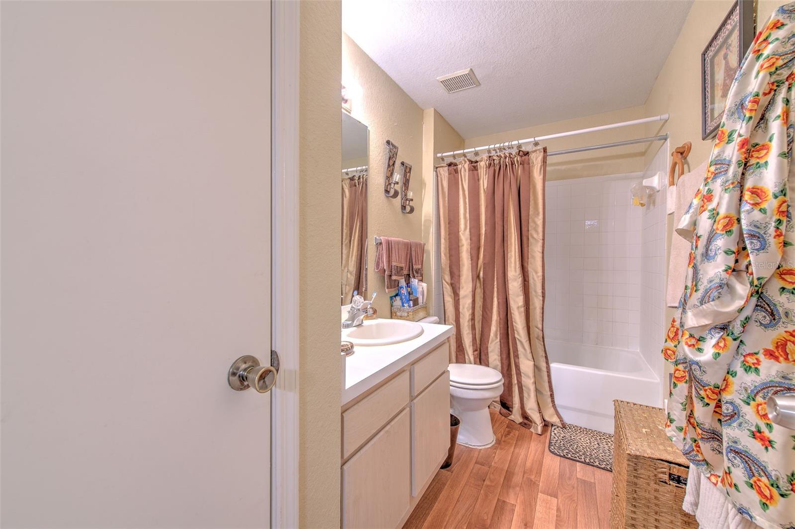 Image 19 of 28 For 13210 Arbor Isle Drive 207