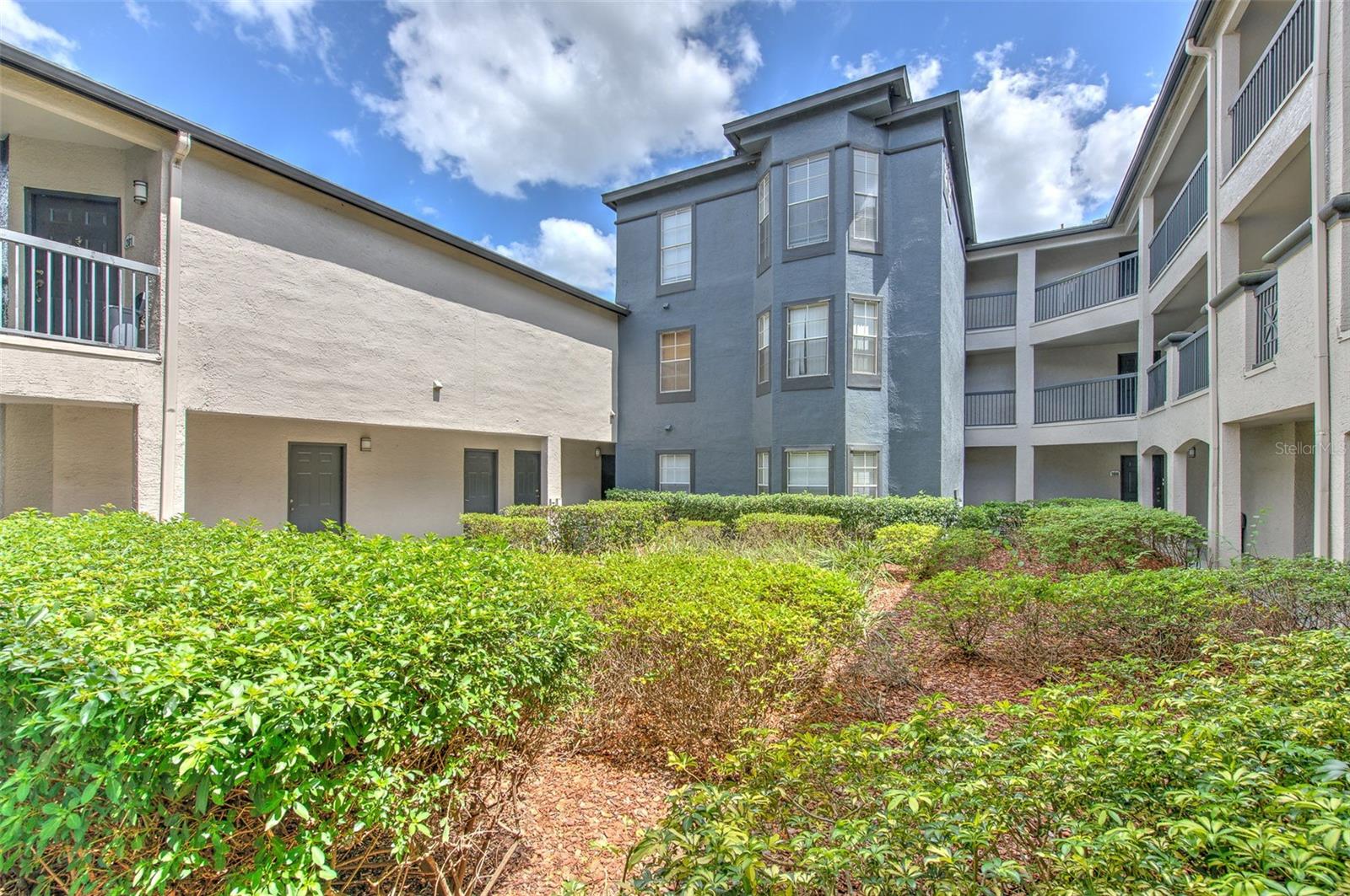 Image 2 of 28 For 13210 Arbor Isle Drive 207