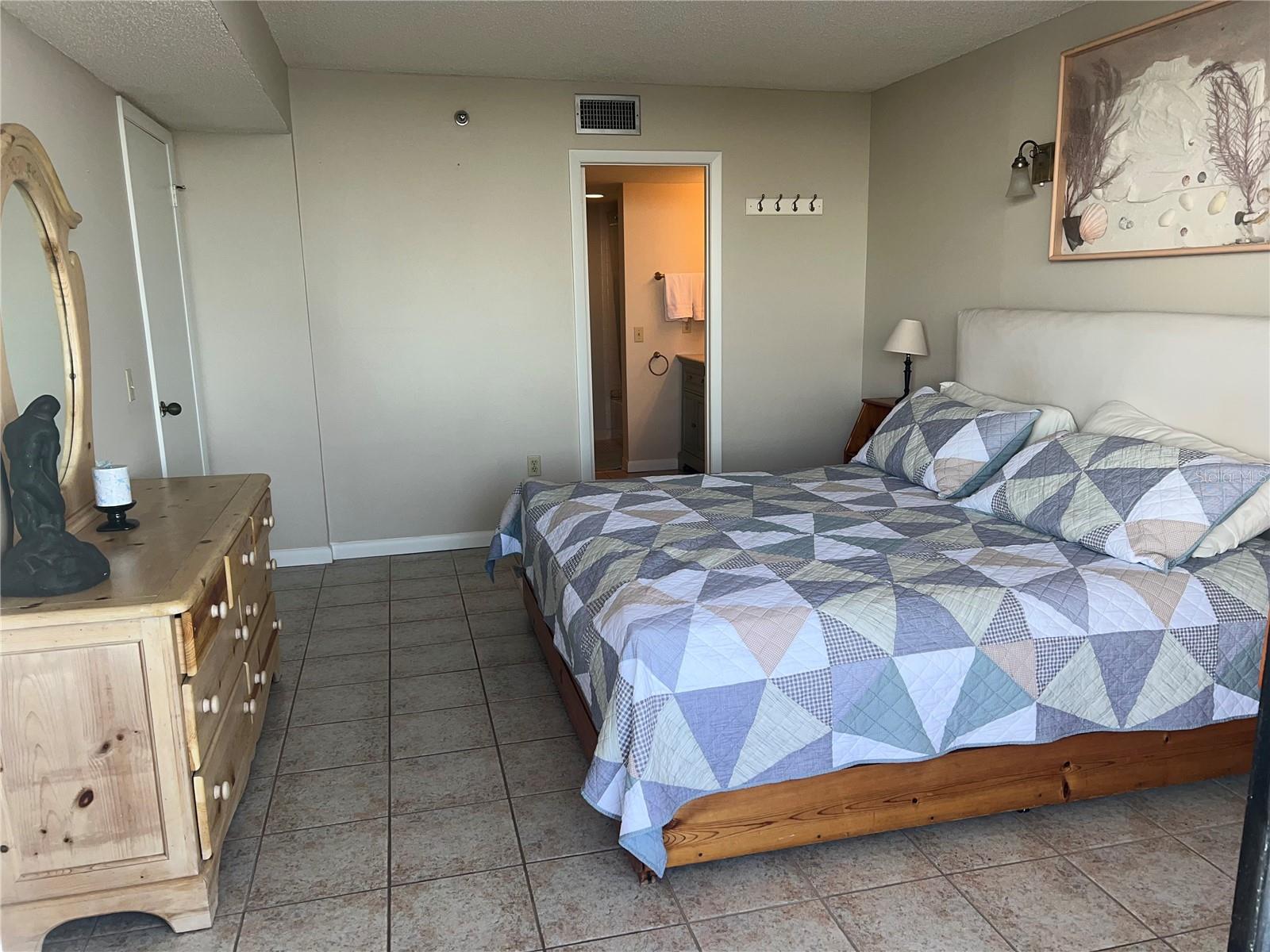 Image 22 of 50 For 5915 Sea Ranch Drive 512