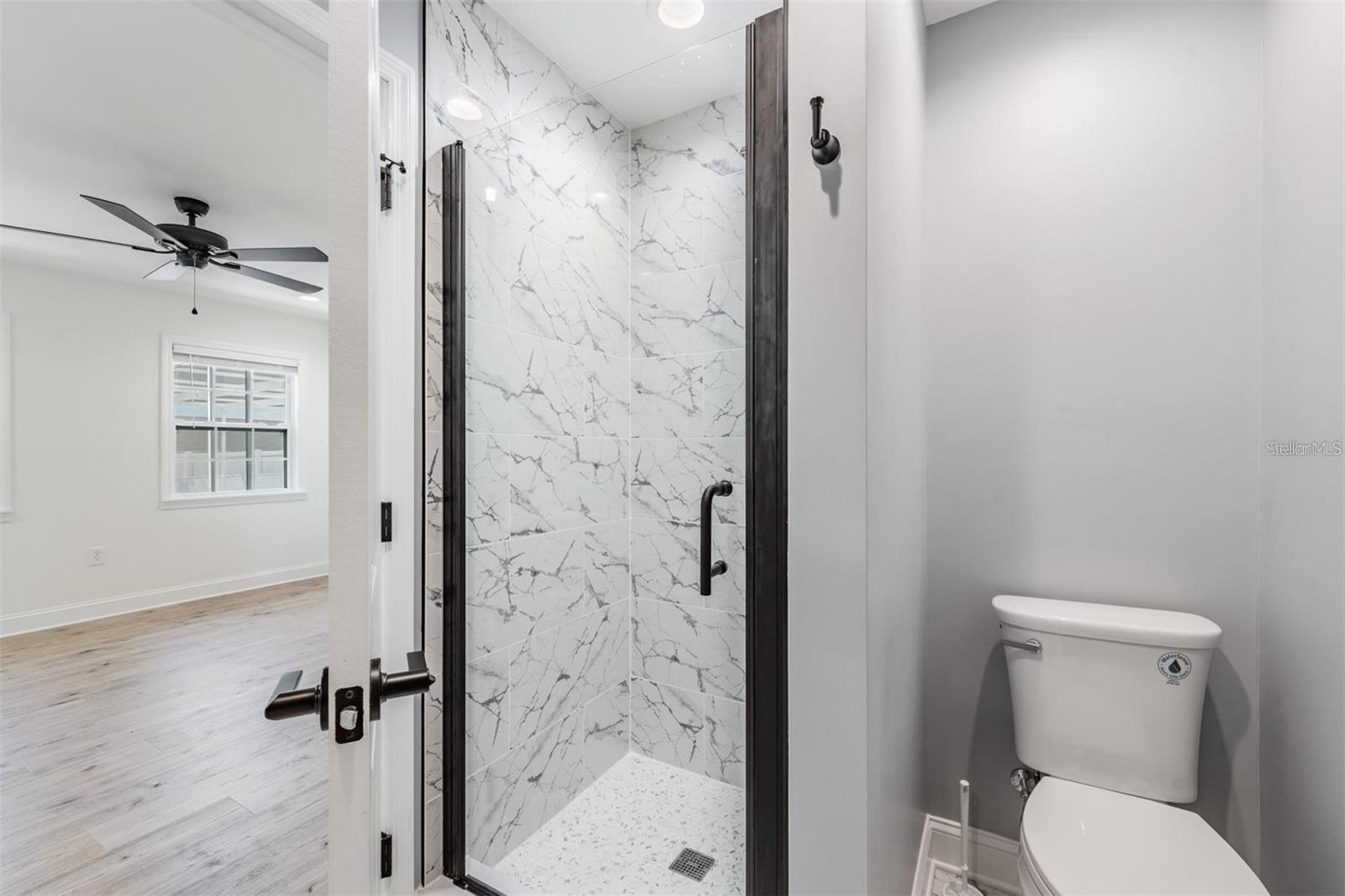 Image 7 of 14 For 4307 Woodfield Avenue