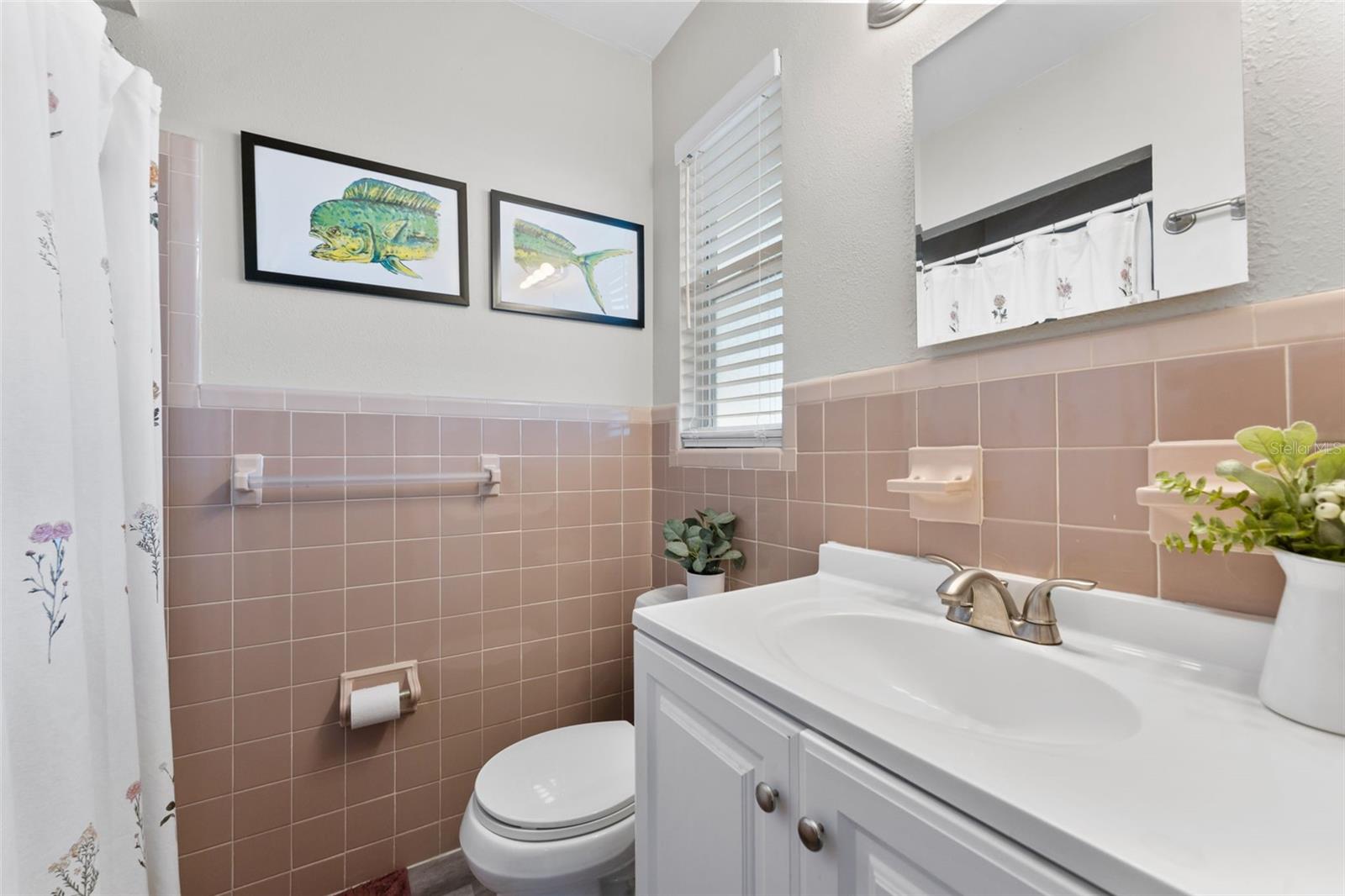 Image 19 of 40 For 5302 Himes Avenue