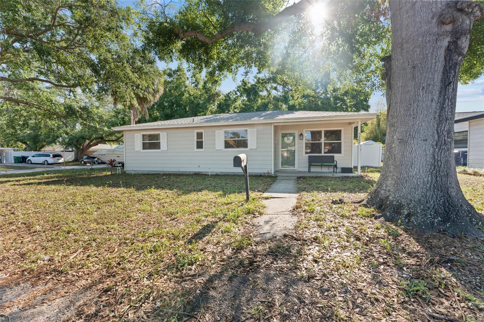 Image 5 of 40 For 5302 Himes Avenue