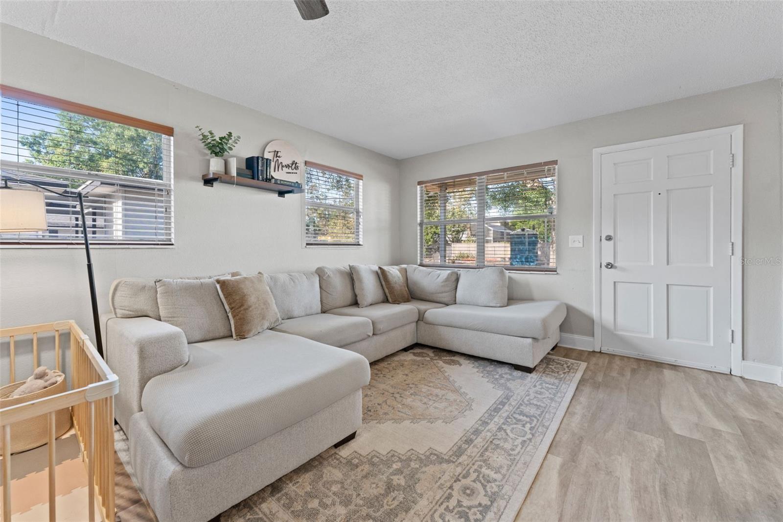 Image 9 of 40 For 5302 Himes Avenue