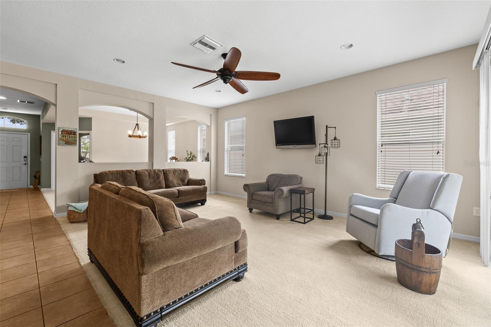 Image 10 of 33 For 18243 Cypress Bay Parkway