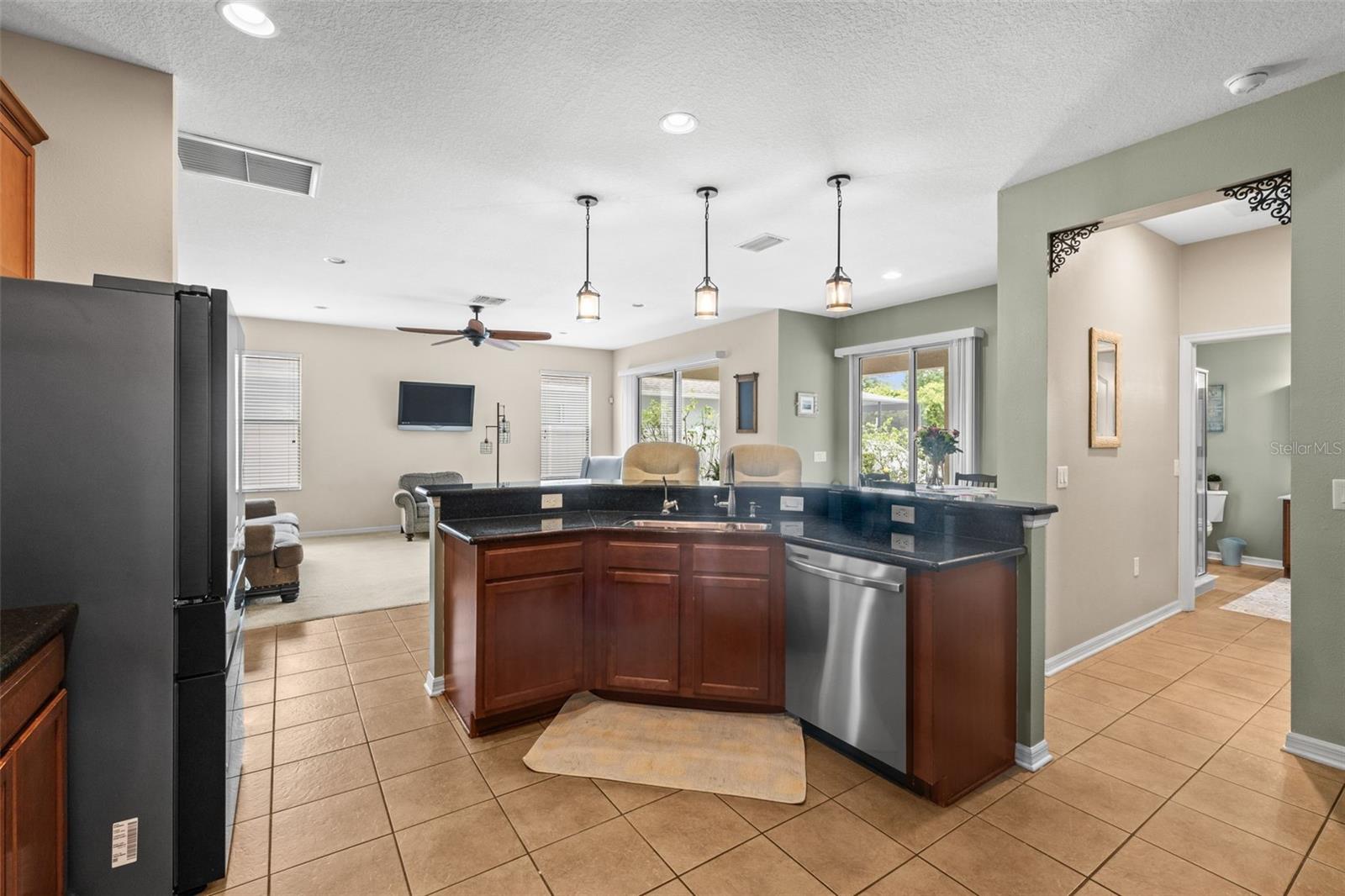 Image 12 of 33 For 18243 Cypress Bay Parkway
