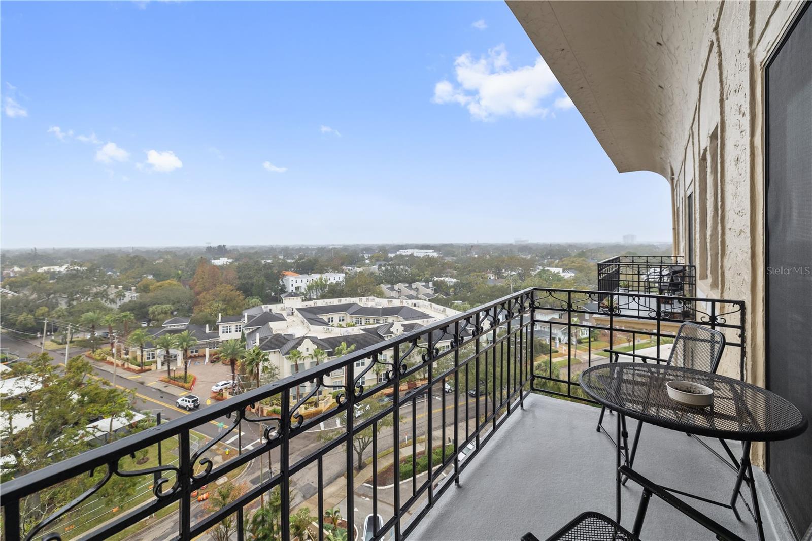 Image 19 of 21 For 2109 Bayshore Boulevard 909