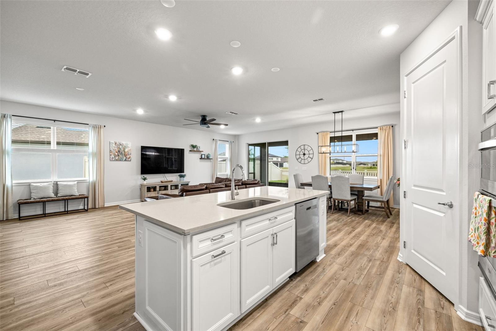 Image 16 of 42 For 12916 Brookside Moss Drive