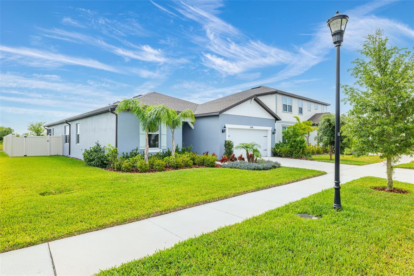 Image 3 of 42 For 12916 Brookside Moss Drive