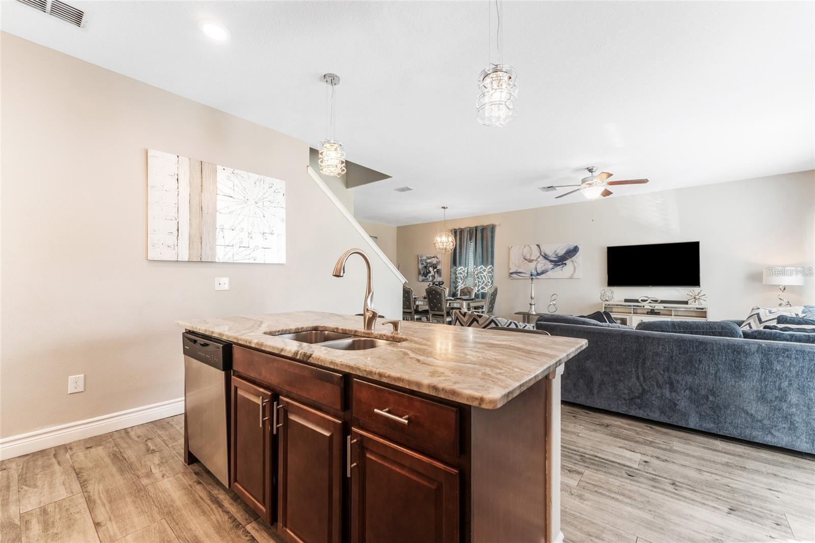 Image 12 of 66 For 21303 Southern Charm Drive