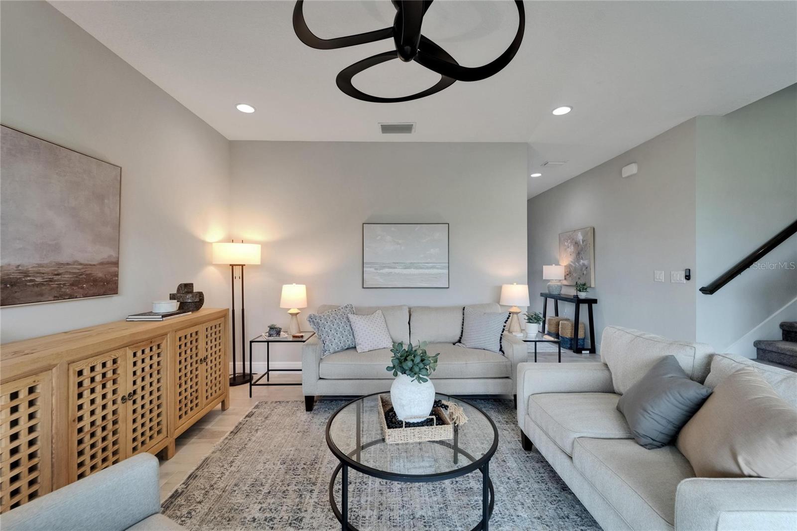 Listing photo id 10 for 5601 Limelight Drive