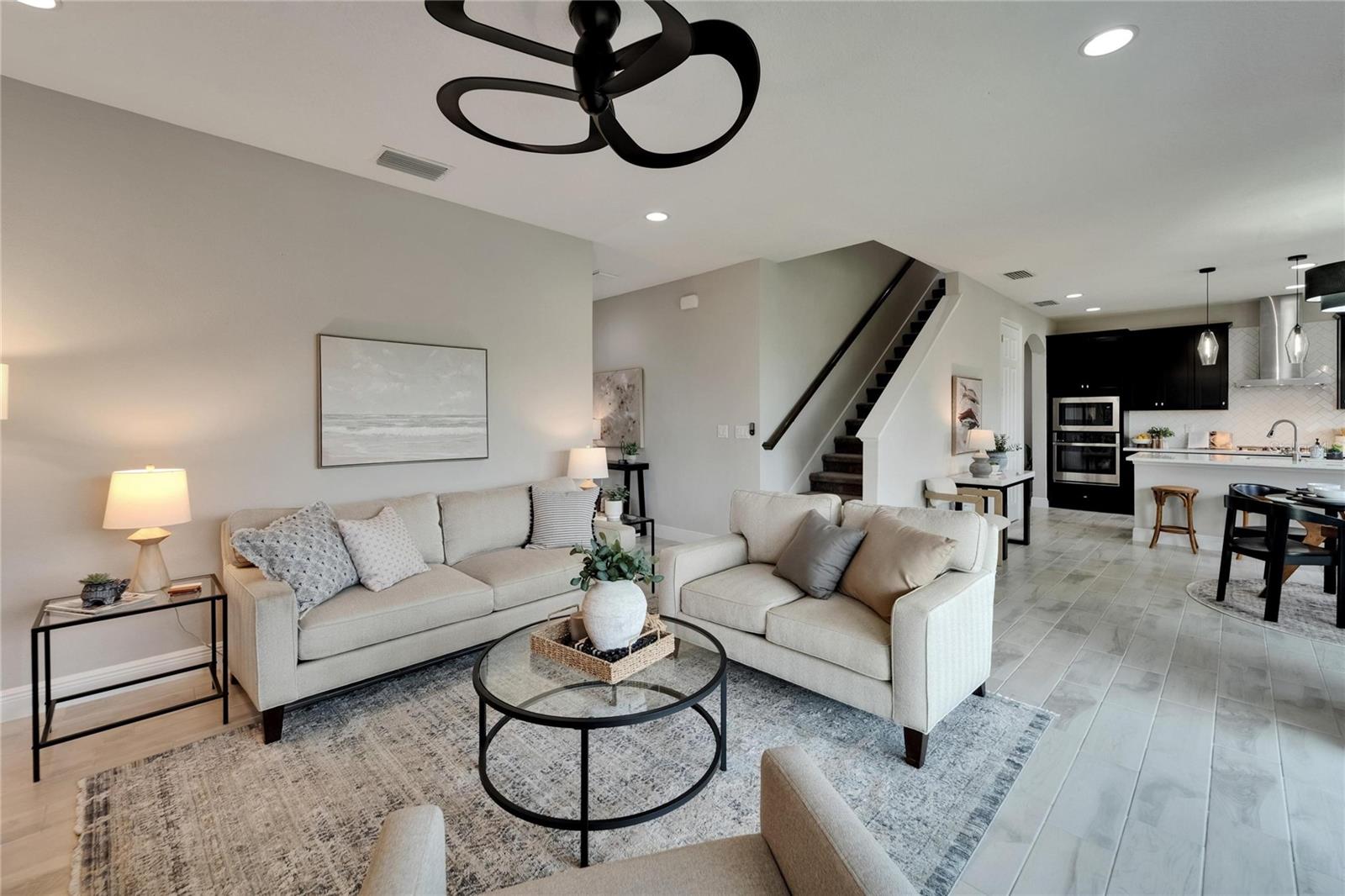 Listing photo id 13 for 5601 Limelight Drive