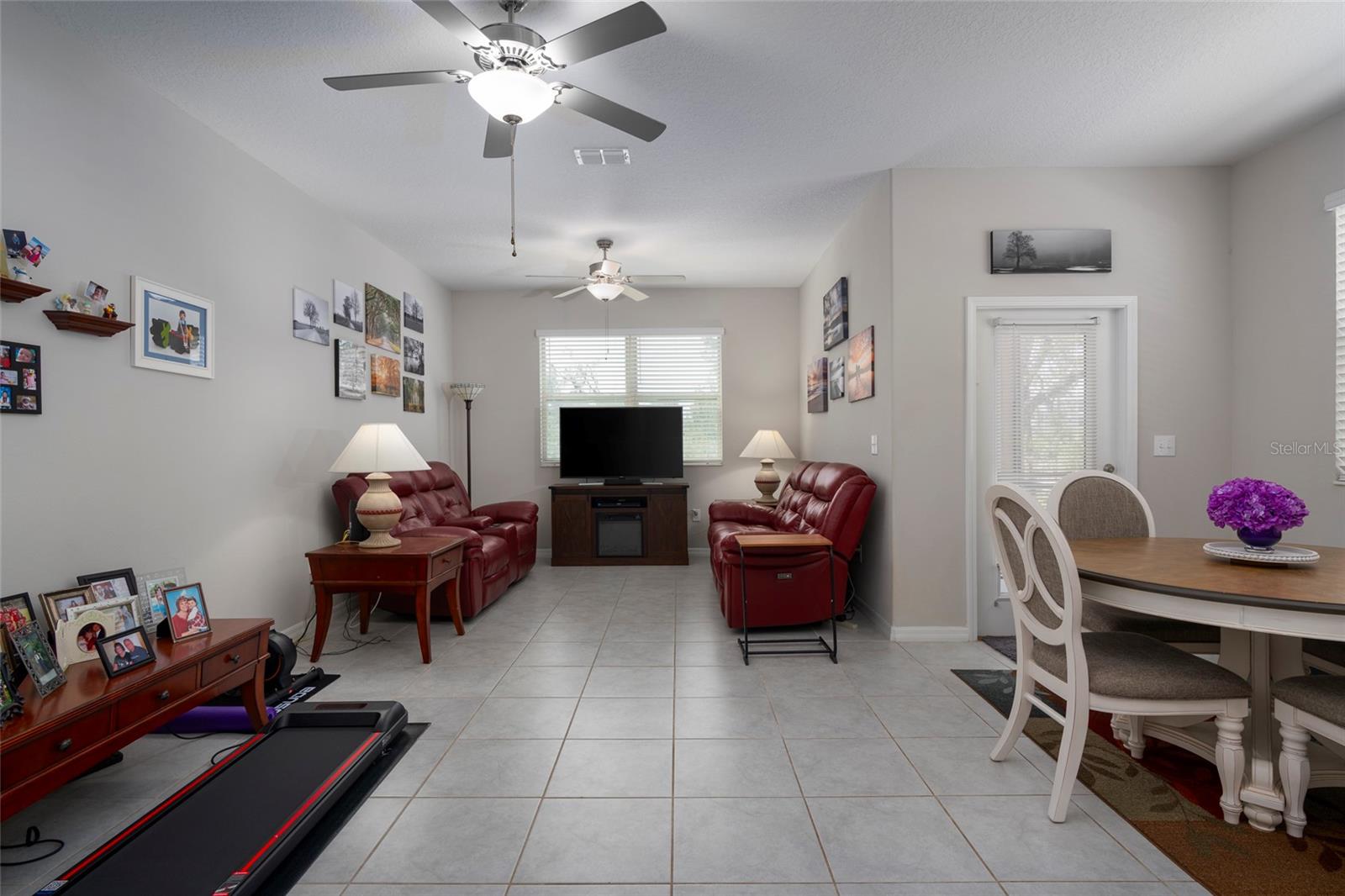 Image 14 of 27 For 11704 Castine Street
