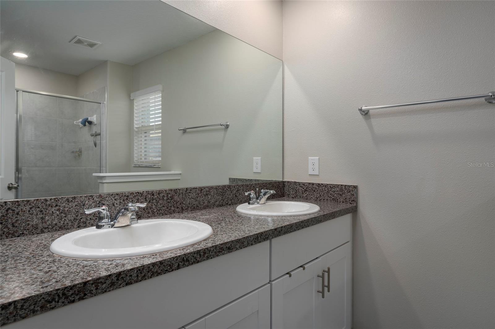 Image 25 of 27 For 11704 Castine Street