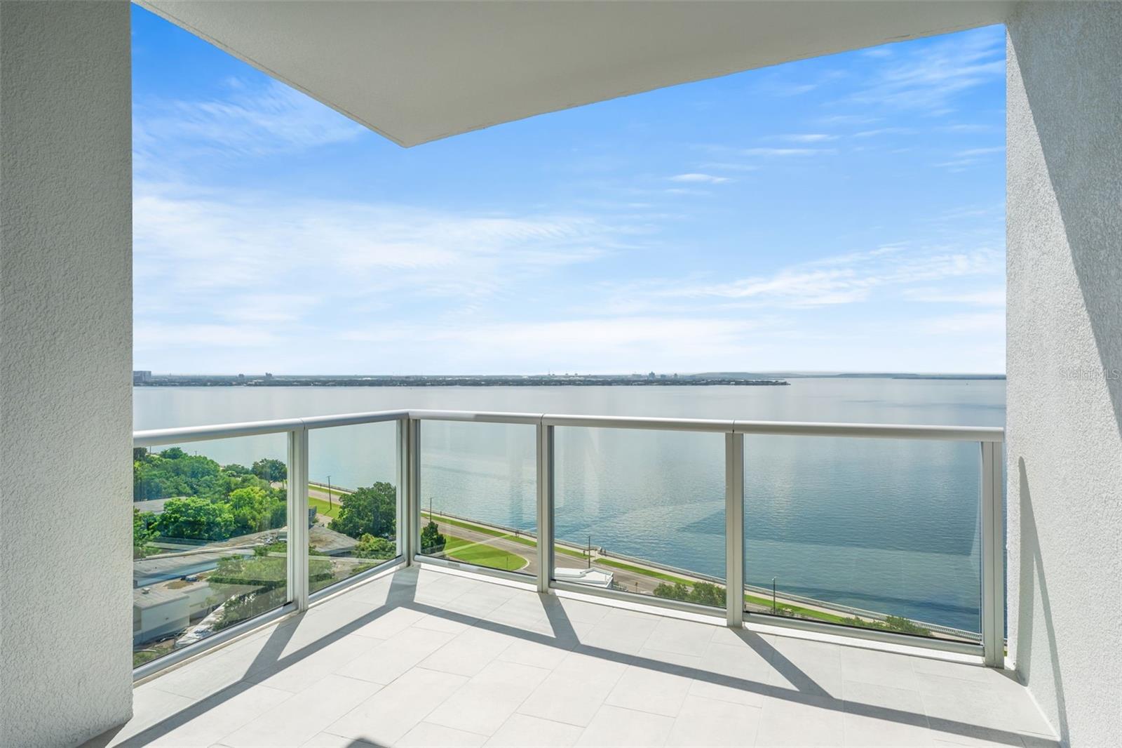 Image 11 of 92 For 2910 Barcelona Street 1502