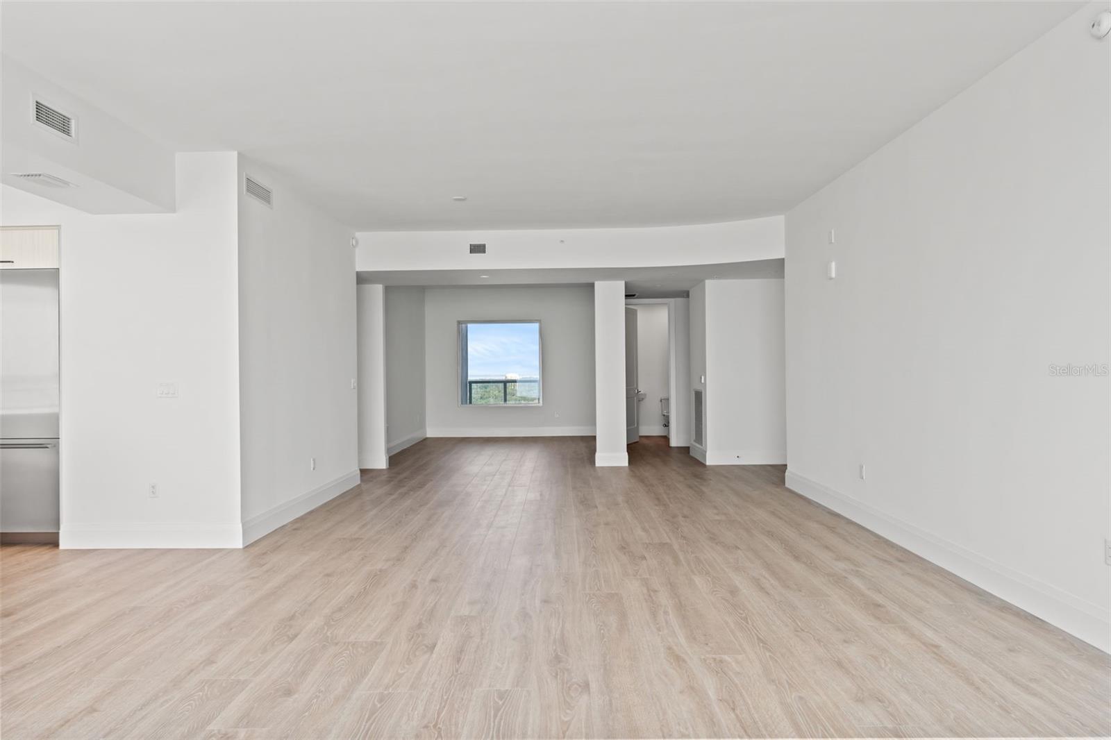 Image 29 of 92 For 2910 Barcelona Street 1502