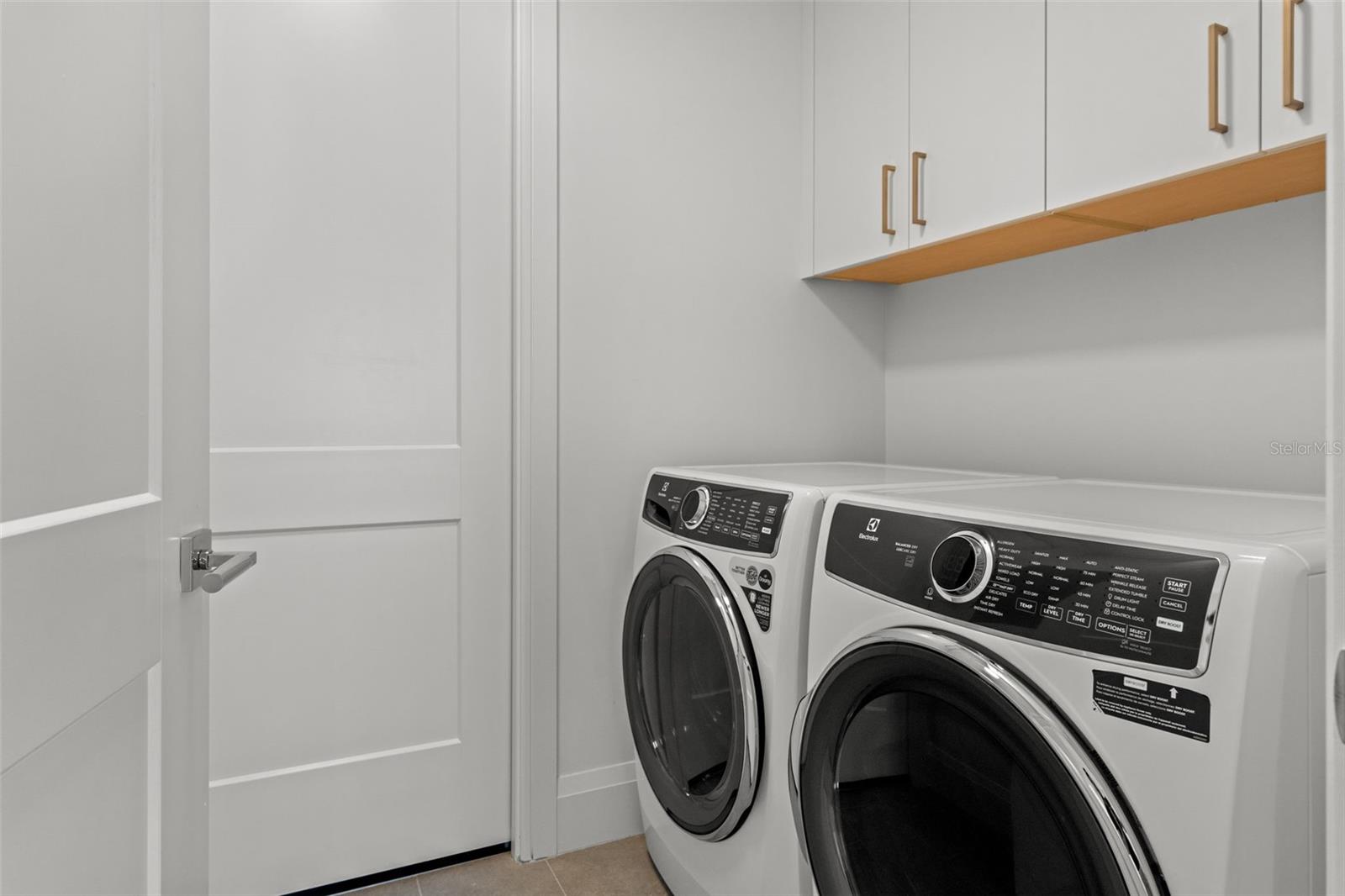 Image 34 of 92 For 2910 Barcelona Street 1502