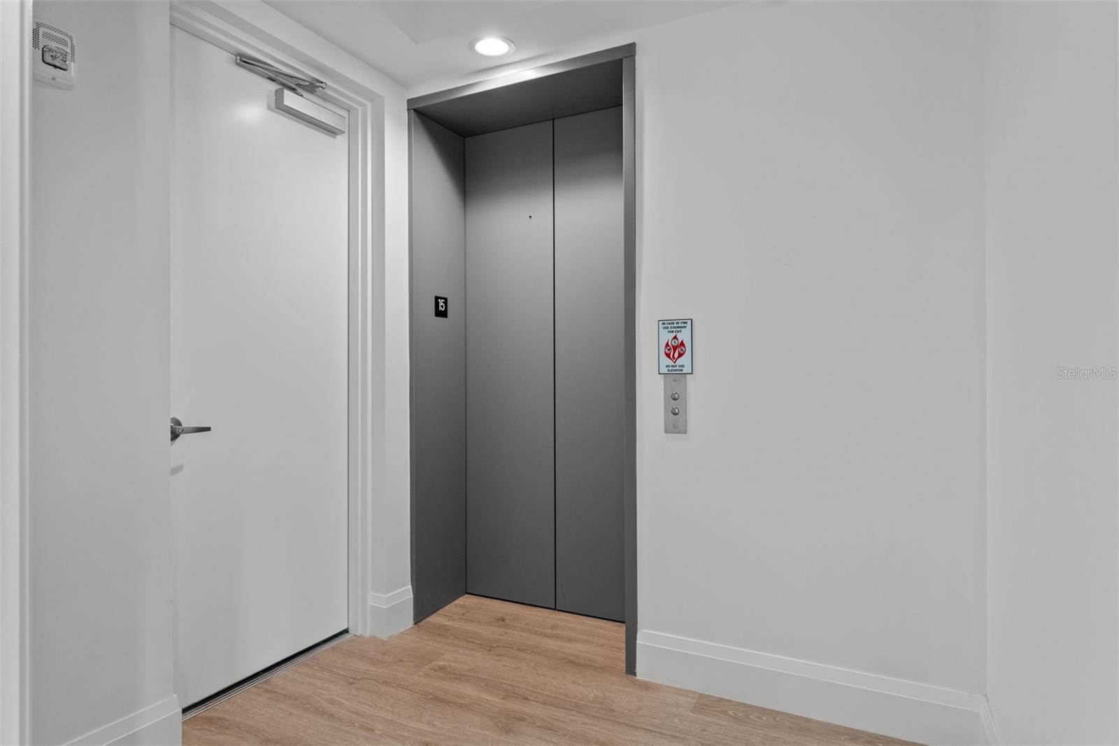 Image 42 of 92 For 2910 Barcelona Street 1502
