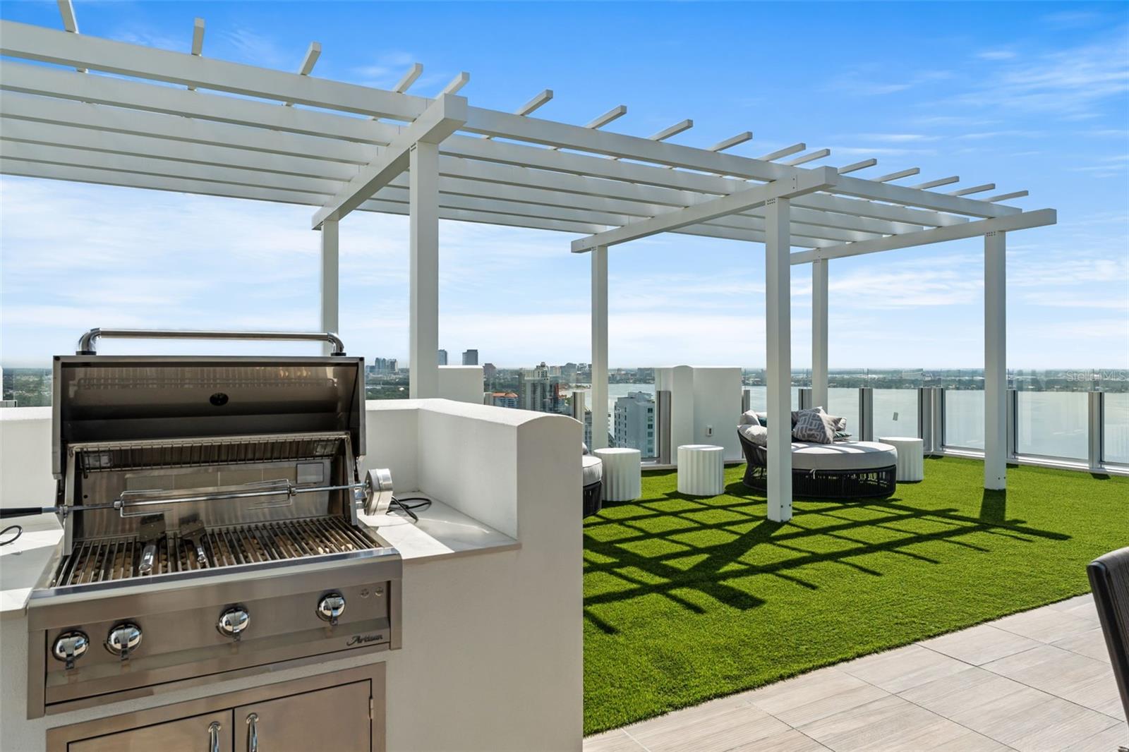 Image 63 of 92 For 2910 Barcelona Street 1502