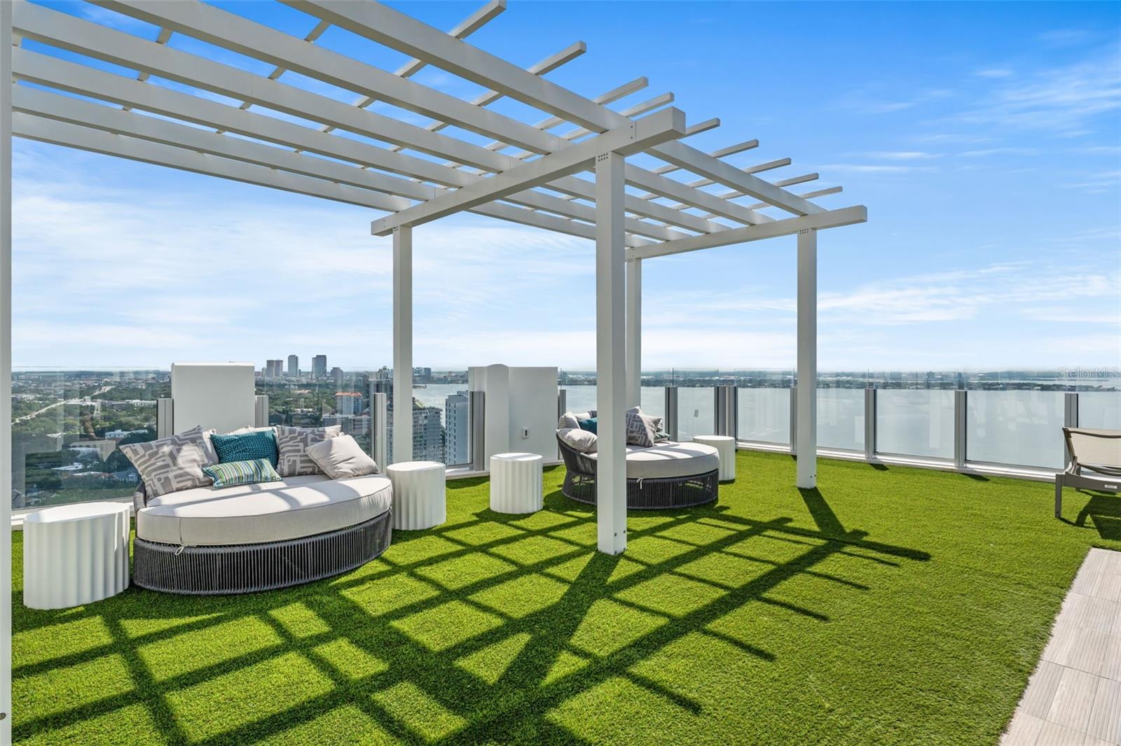 Image 64 of 92 For 2910 Barcelona Street 1502