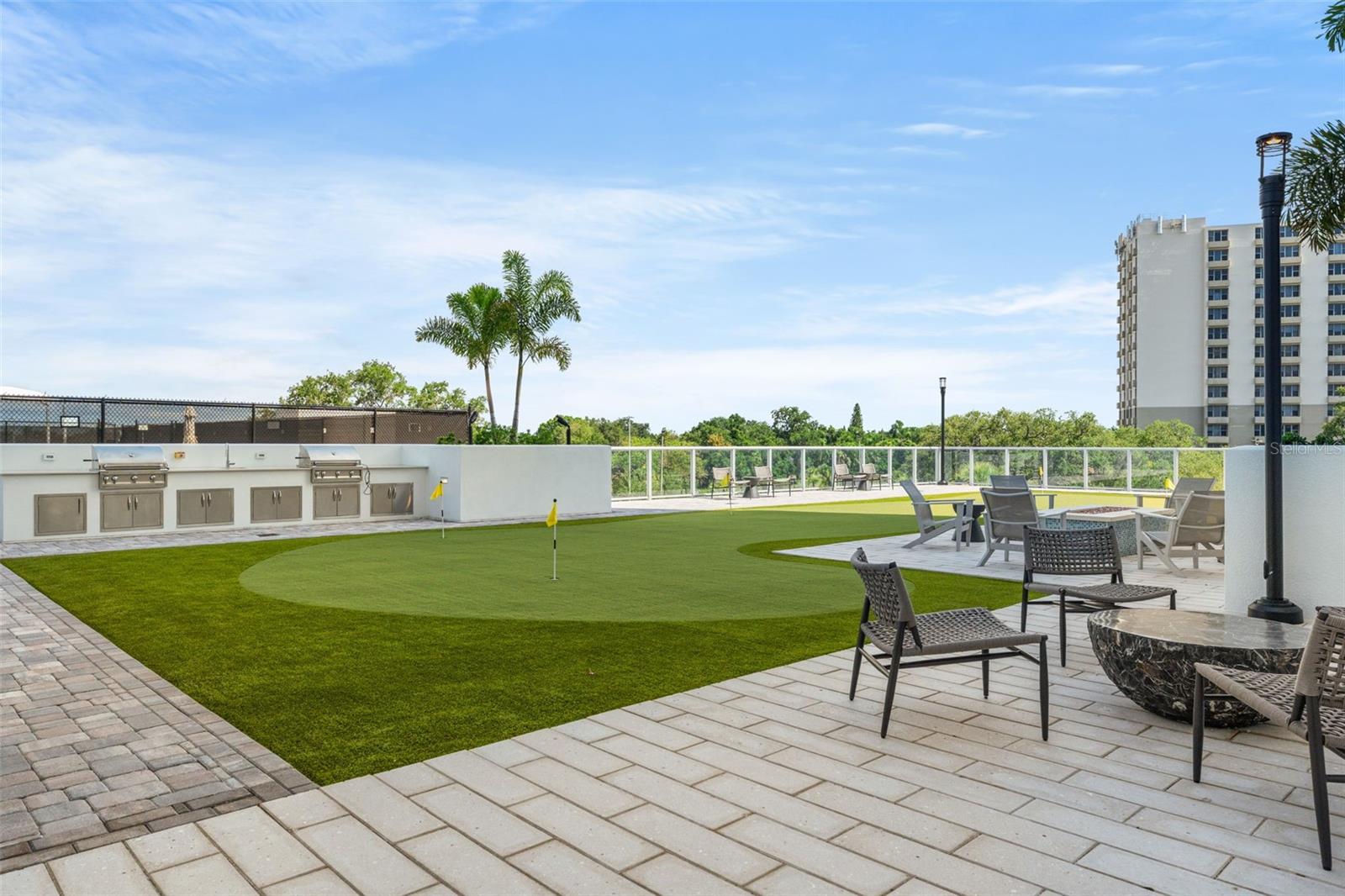 Image 72 of 92 For 2910 Barcelona Street 1502