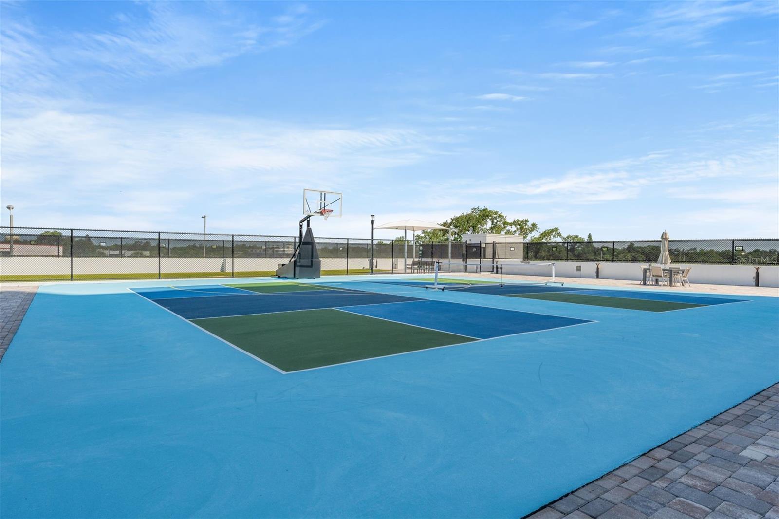 Image 77 of 92 For 2910 Barcelona Street 1502