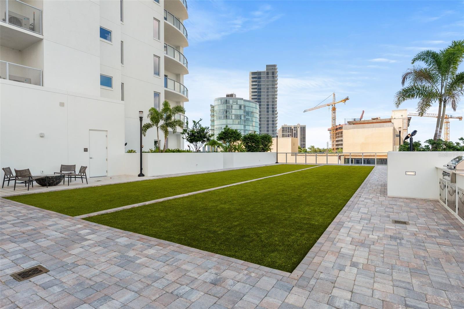 Image 79 of 92 For 2910 Barcelona Street 1502