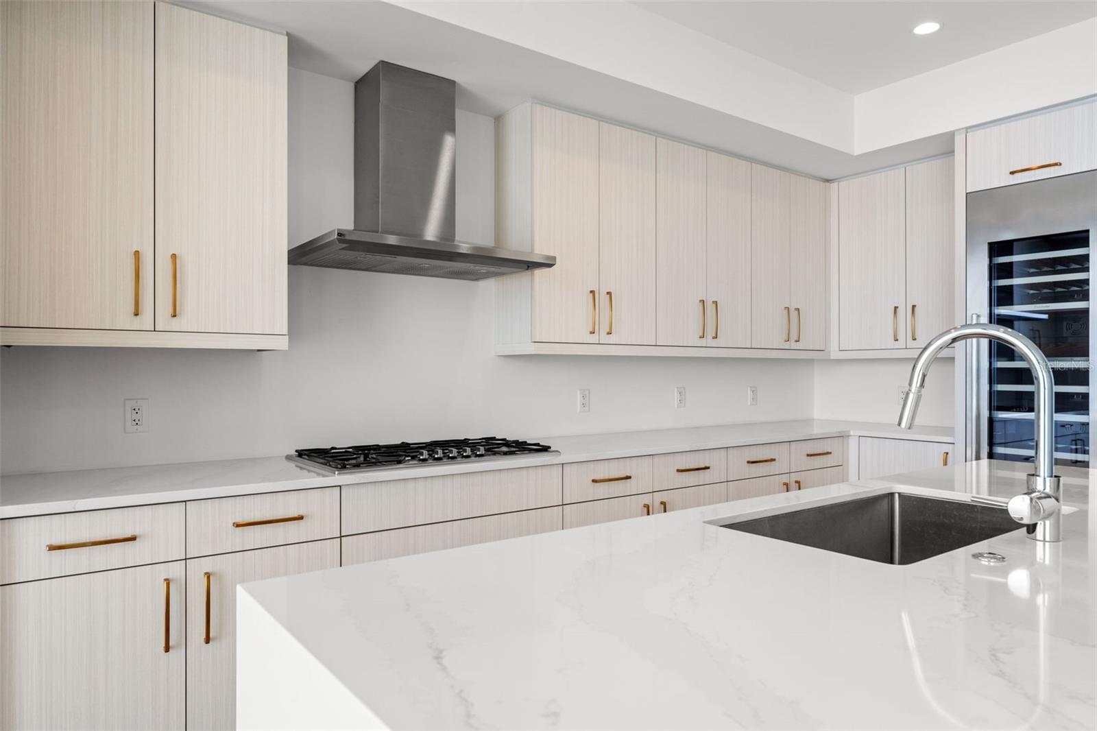 Image 8 of 92 For 2910 Barcelona Street 1502