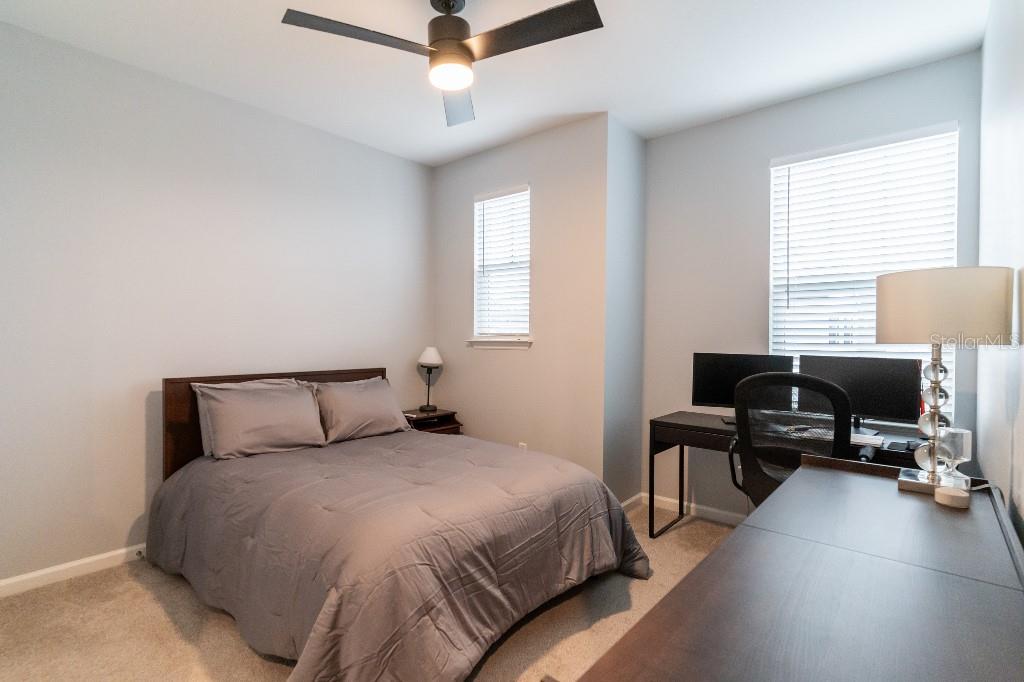 Image 24 of 38 For 7418 Barrier Cove Way