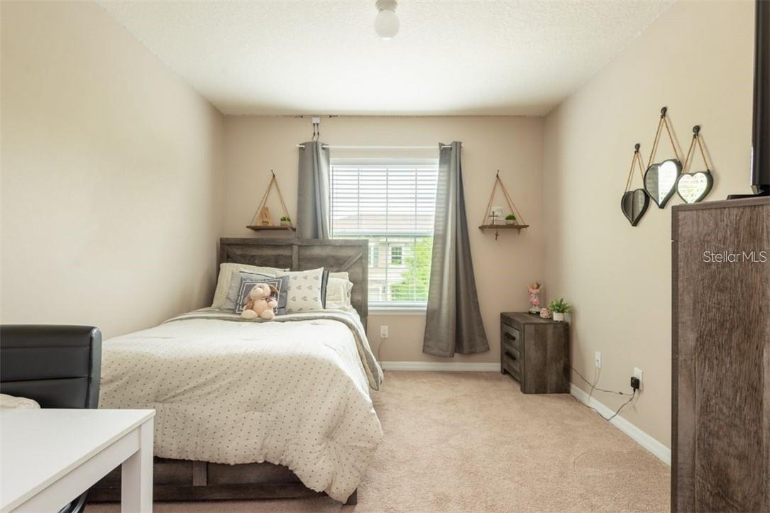 Image 14 of 21 For 10425 Yellow Spice Court