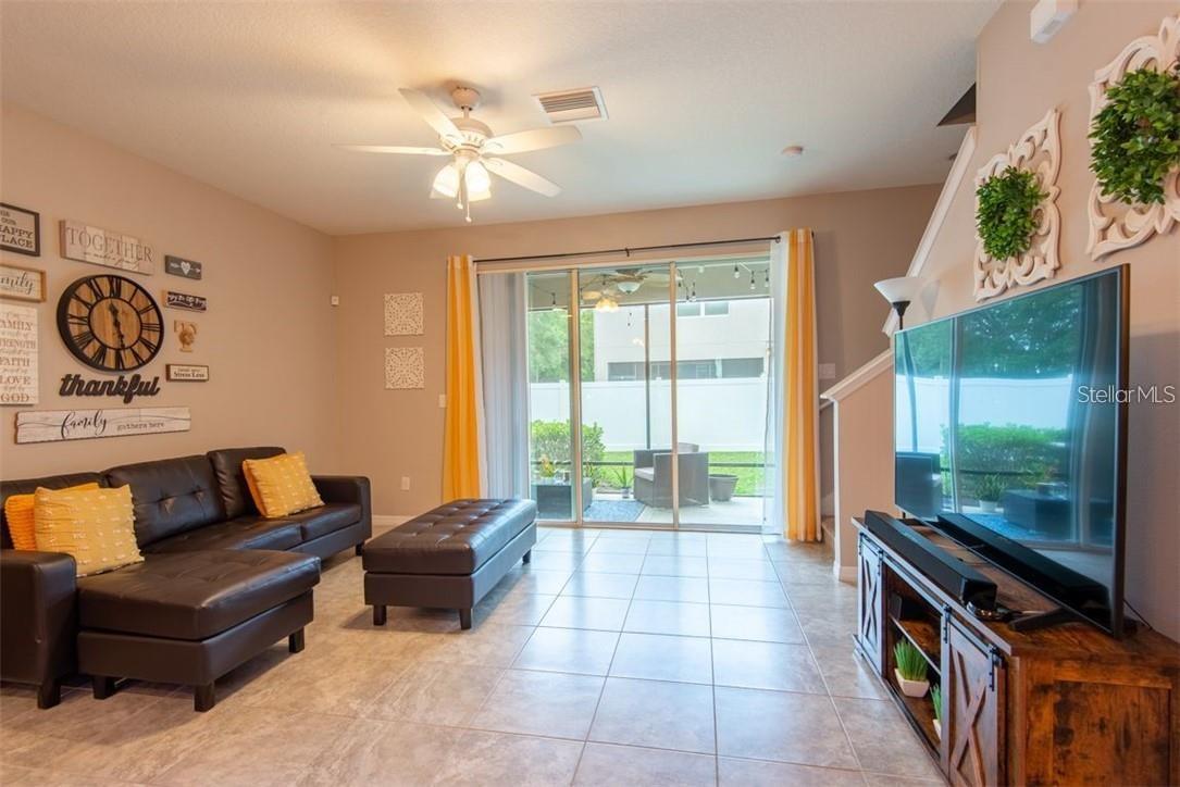 Image 8 of 21 For 10425 Yellow Spice Court