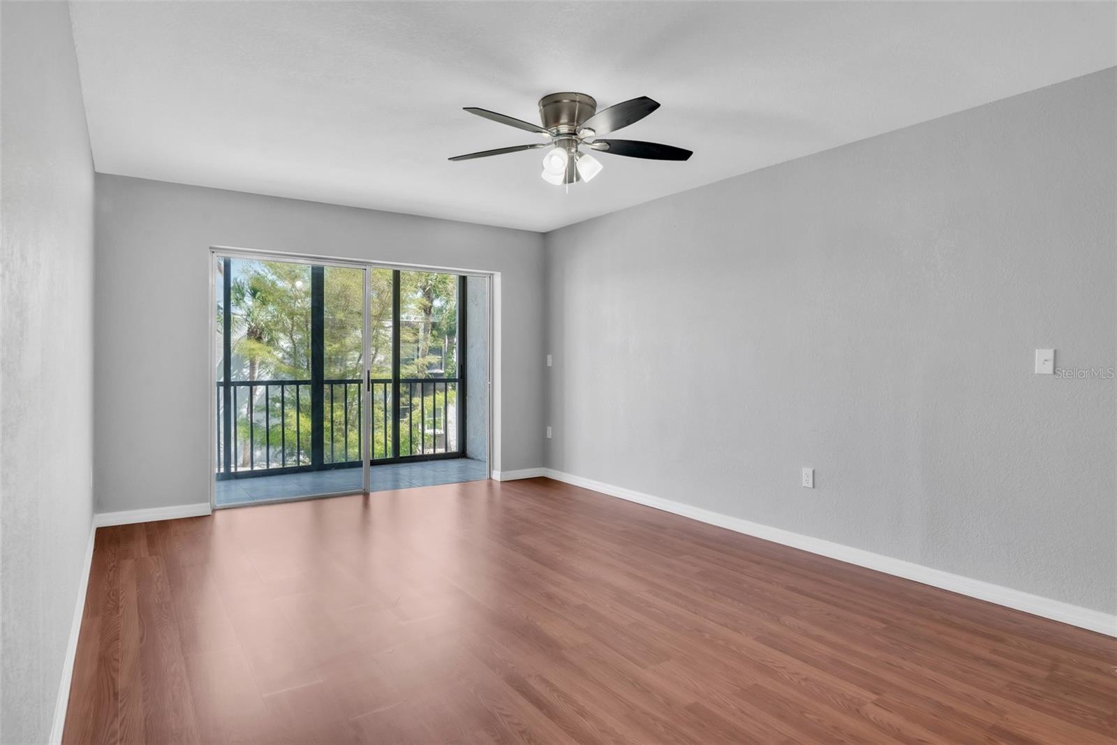 Image 13 of 55 For 3281 Beneva Road 202