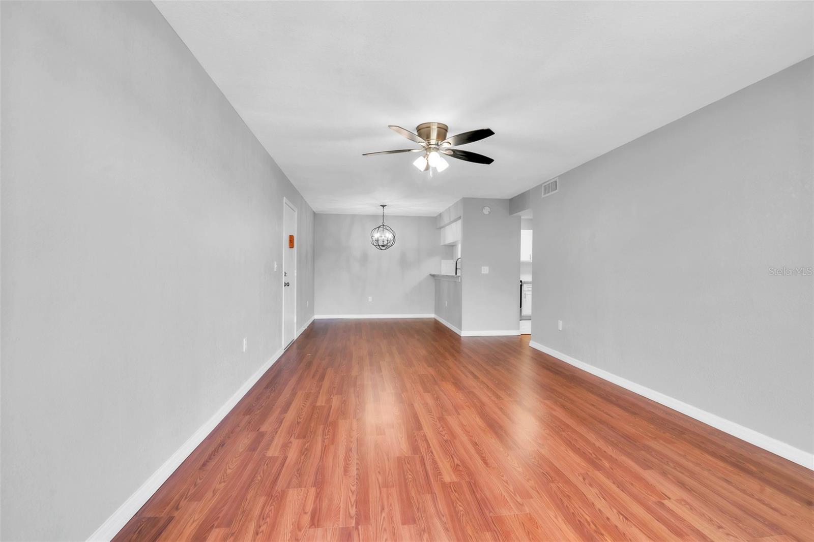Image 14 of 55 For 3281 Beneva Road 202