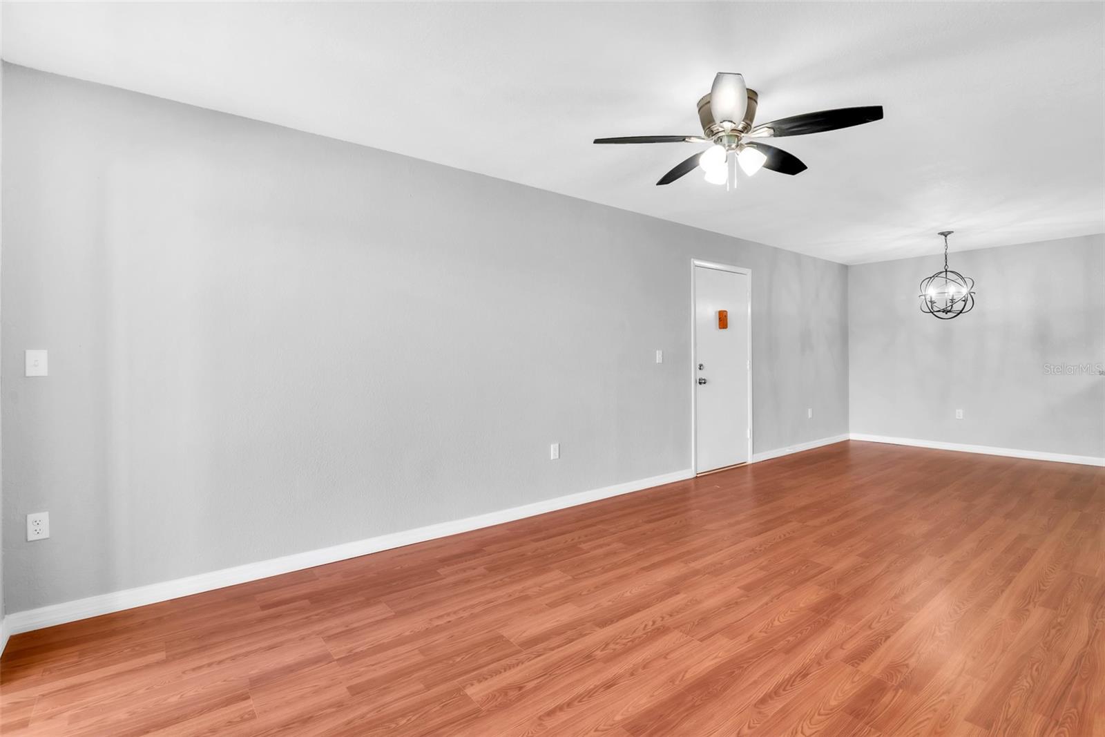 Image 16 of 55 For 3281 Beneva Road 202