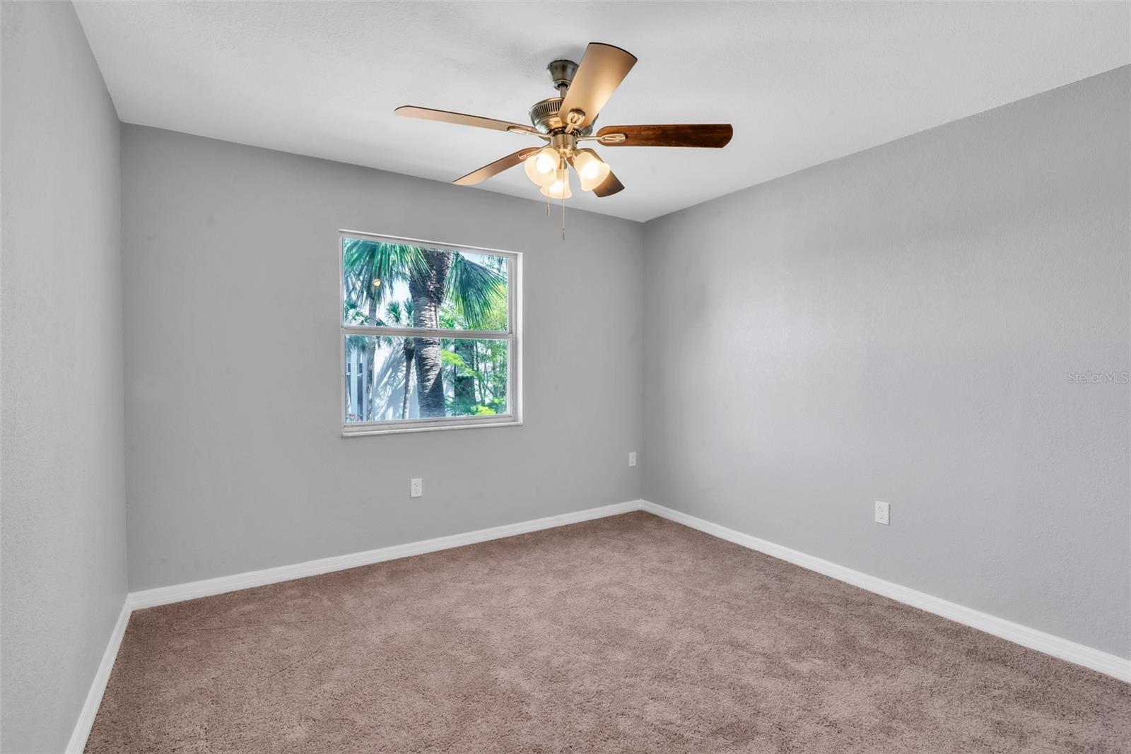 Image 19 of 55 For 3281 Beneva Road 202