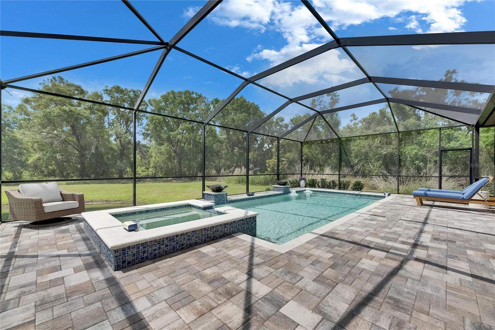 Image 88 of 97 For 14421 Swiss Bridge Drive