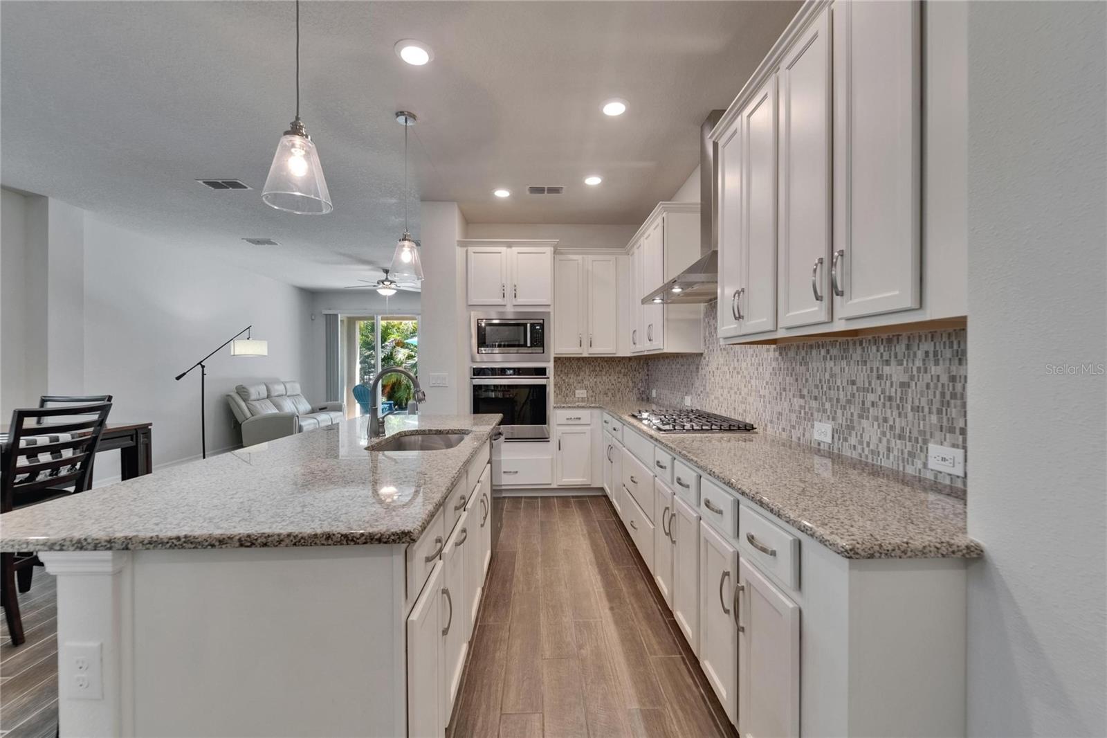 Image 13 of 91 For 7417 Sungold Meadow Court