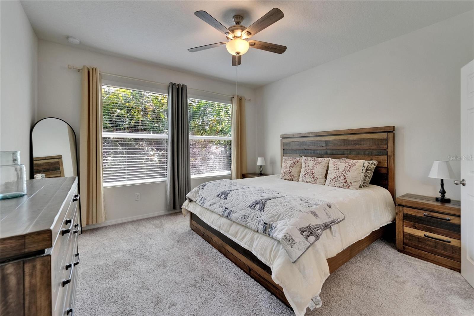 Image 21 of 91 For 7417 Sungold Meadow Court