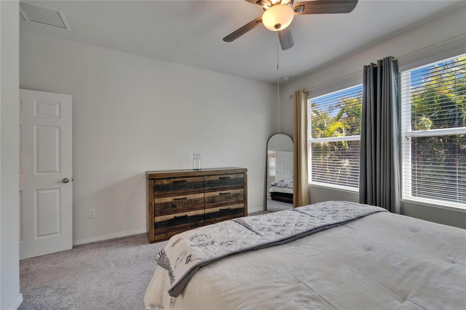 Image 23 of 91 For 7417 Sungold Meadow Court