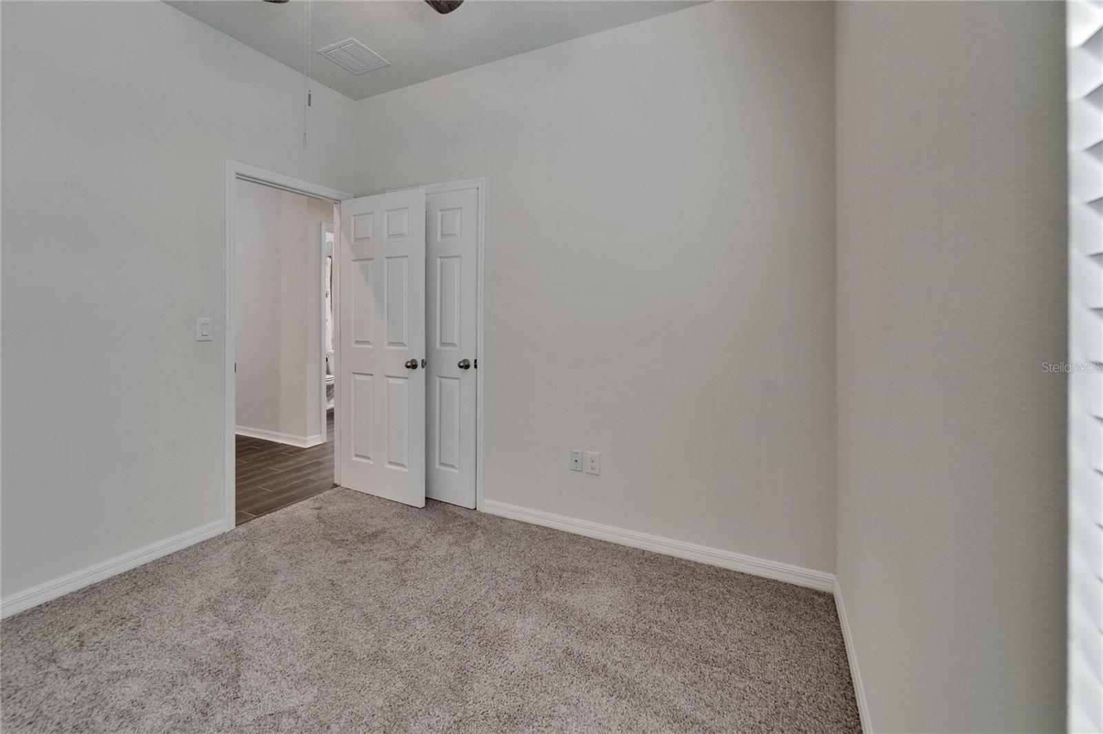 Image 33 of 91 For 7417 Sungold Meadow Court