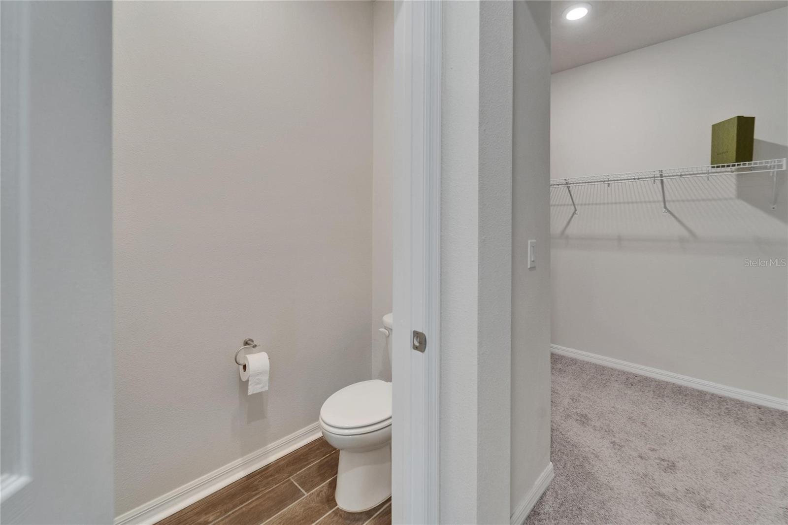 Image 35 of 91 For 7417 Sungold Meadow Court