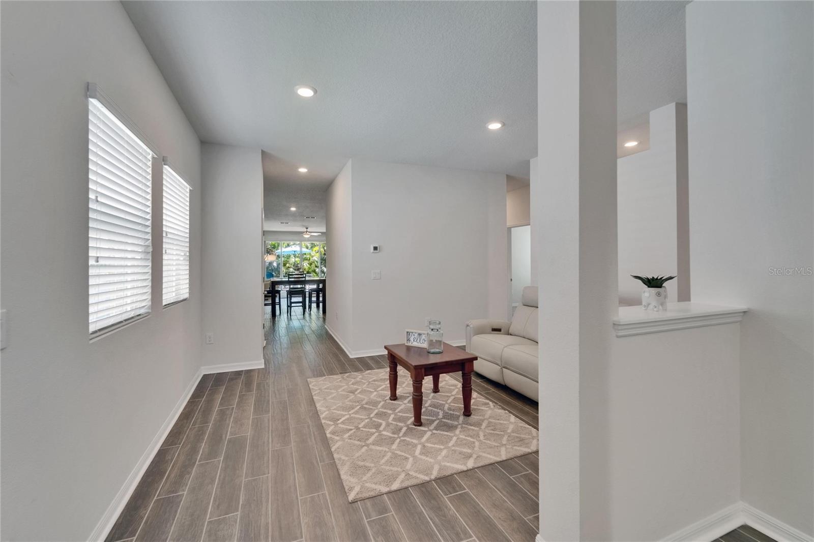 Image 7 of 91 For 7417 Sungold Meadow Court