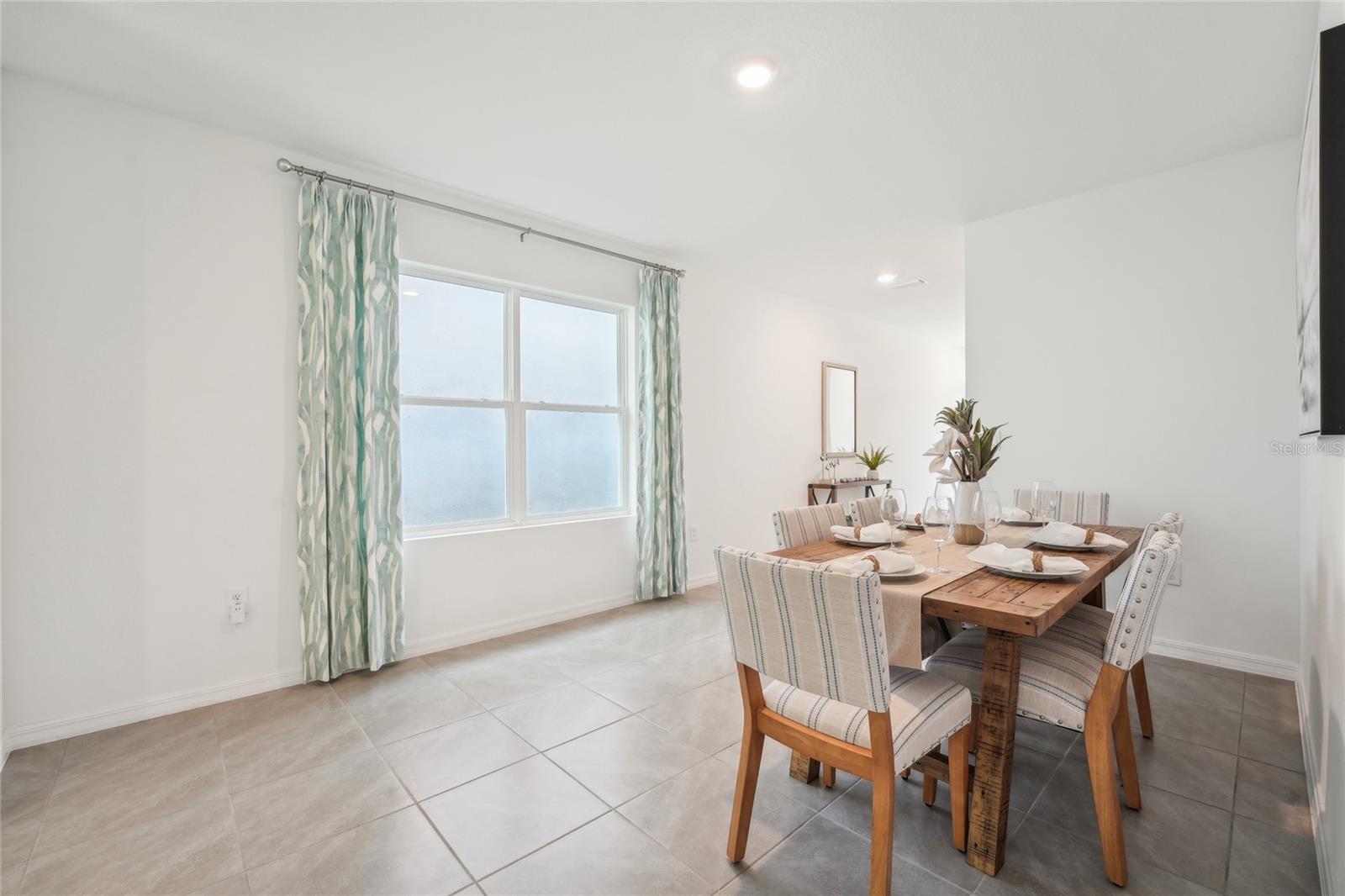 Image 11 of 35 For 32708 Winterwood Boulevard Boulevard