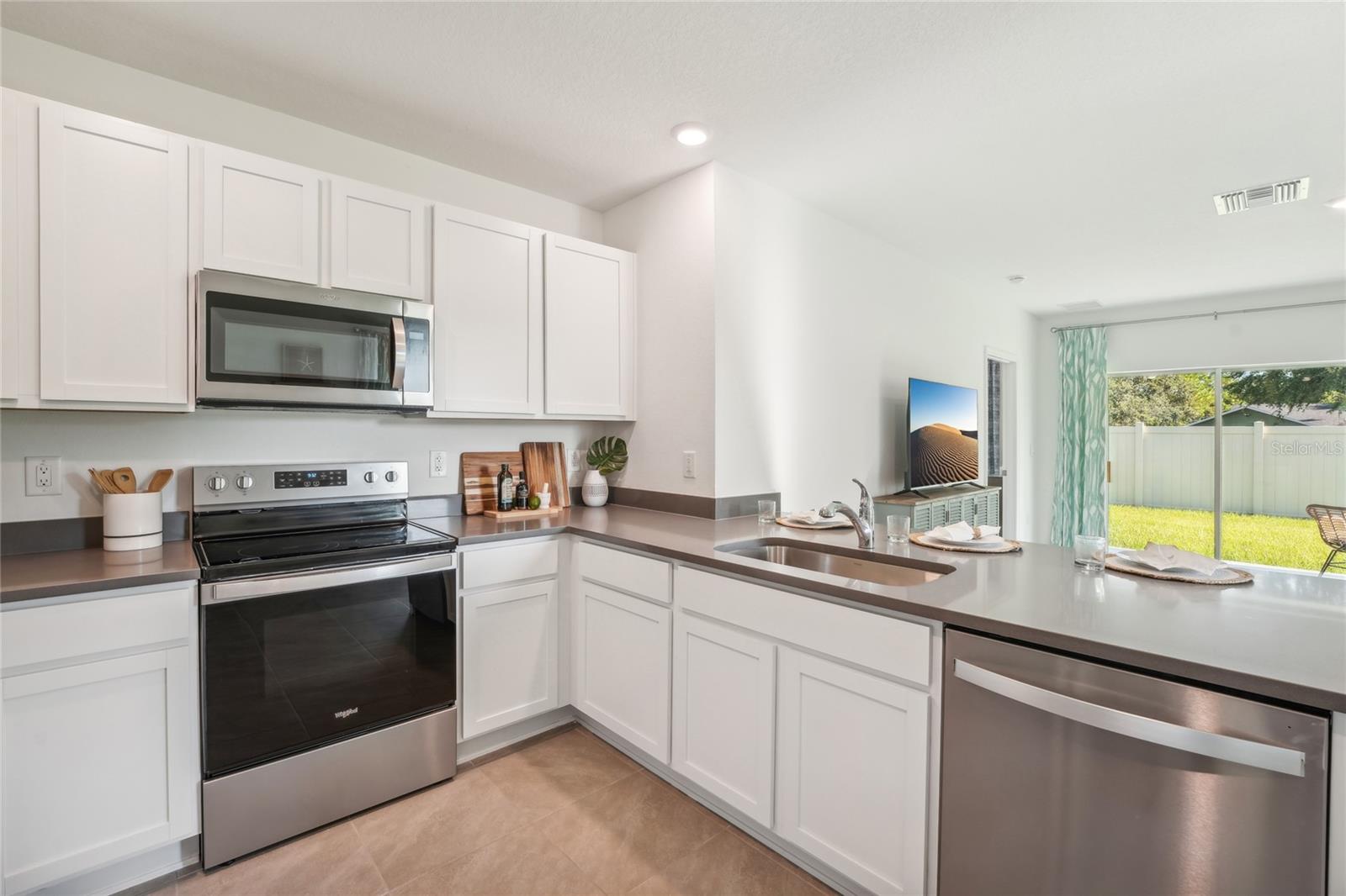 Image 16 of 35 For 32708 Winterwood Boulevard Boulevard