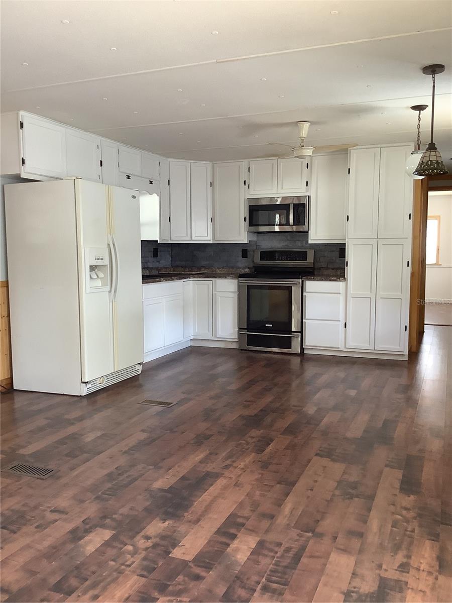 Image 20 of 52 For 34928 Hawkiowa Road