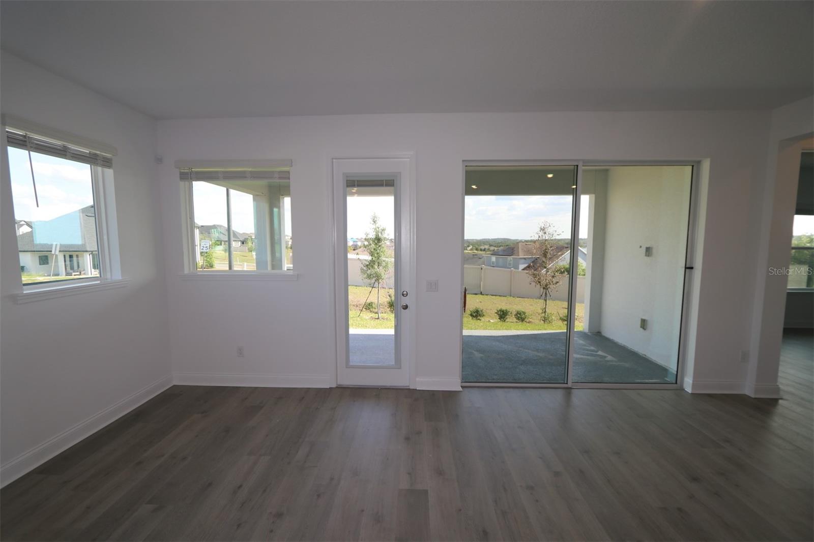 Image 12 of 37 For 16998 Cedar Valley Circle