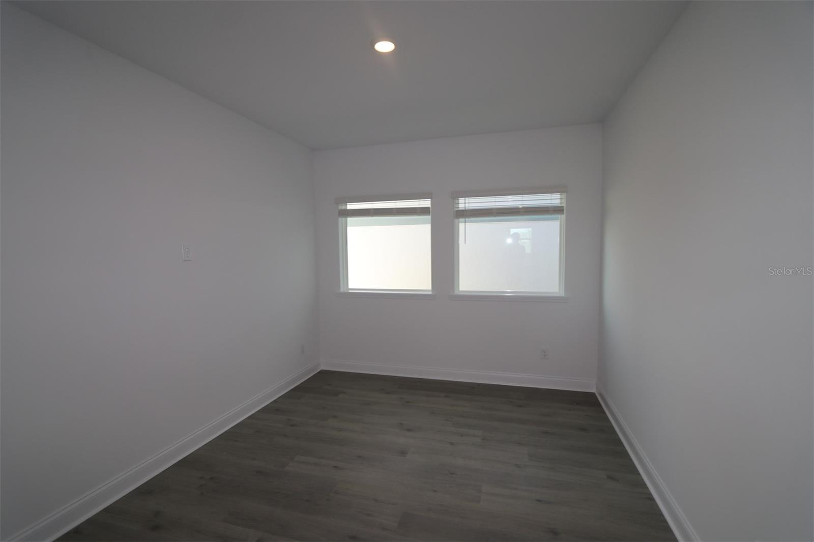 Image 14 of 37 For 16998 Cedar Valley Circle