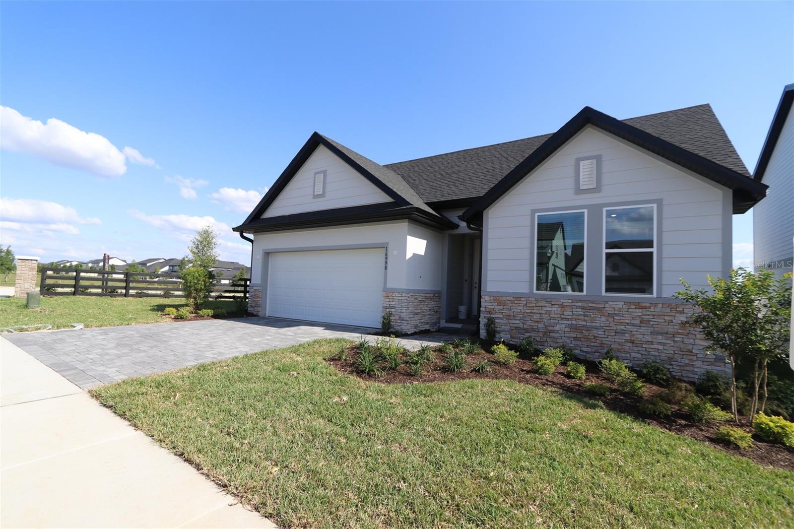 Image 4 of 37 For 16998 Cedar Valley Circle