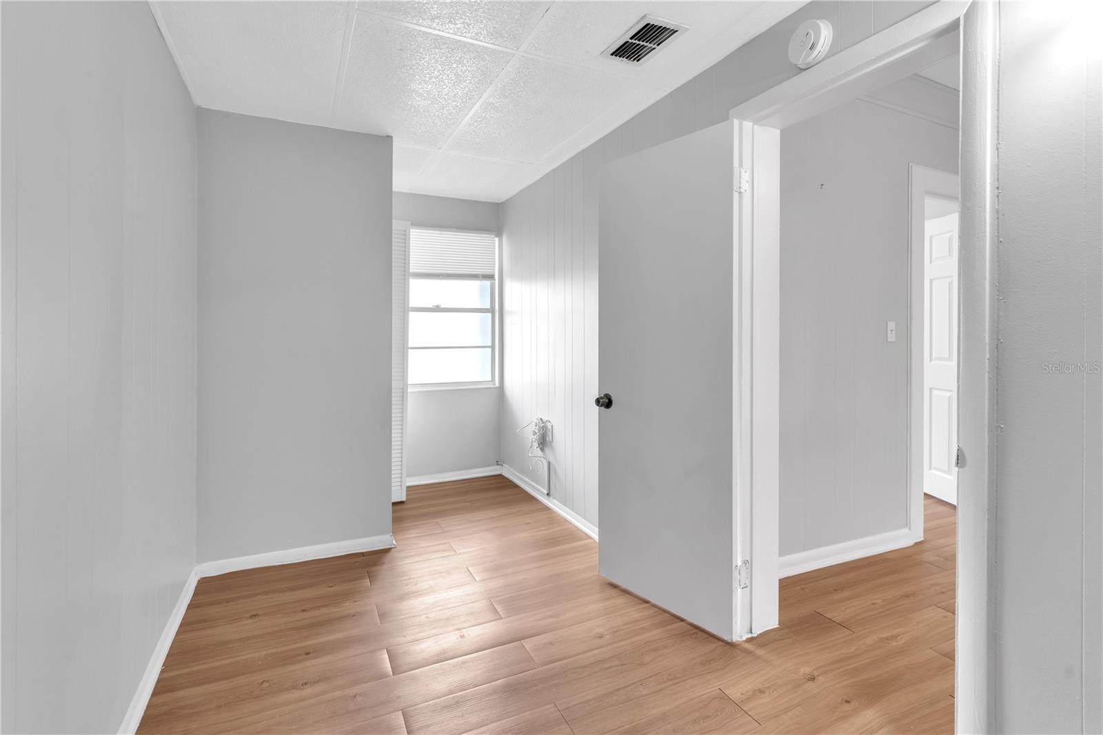 Image 13 of 27 For 3409 10th Street