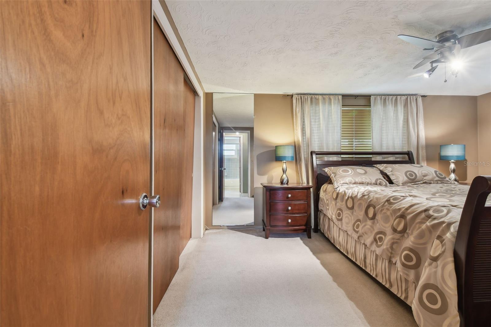 Listing photo id 22 for 3514 Truman Drive