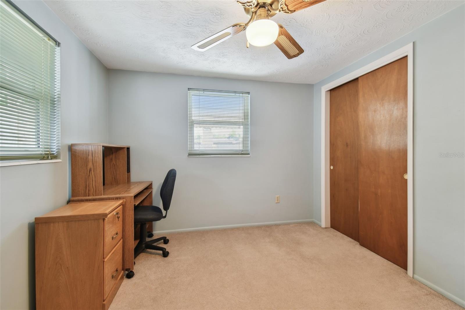 Listing photo id 30 for 3514 Truman Drive